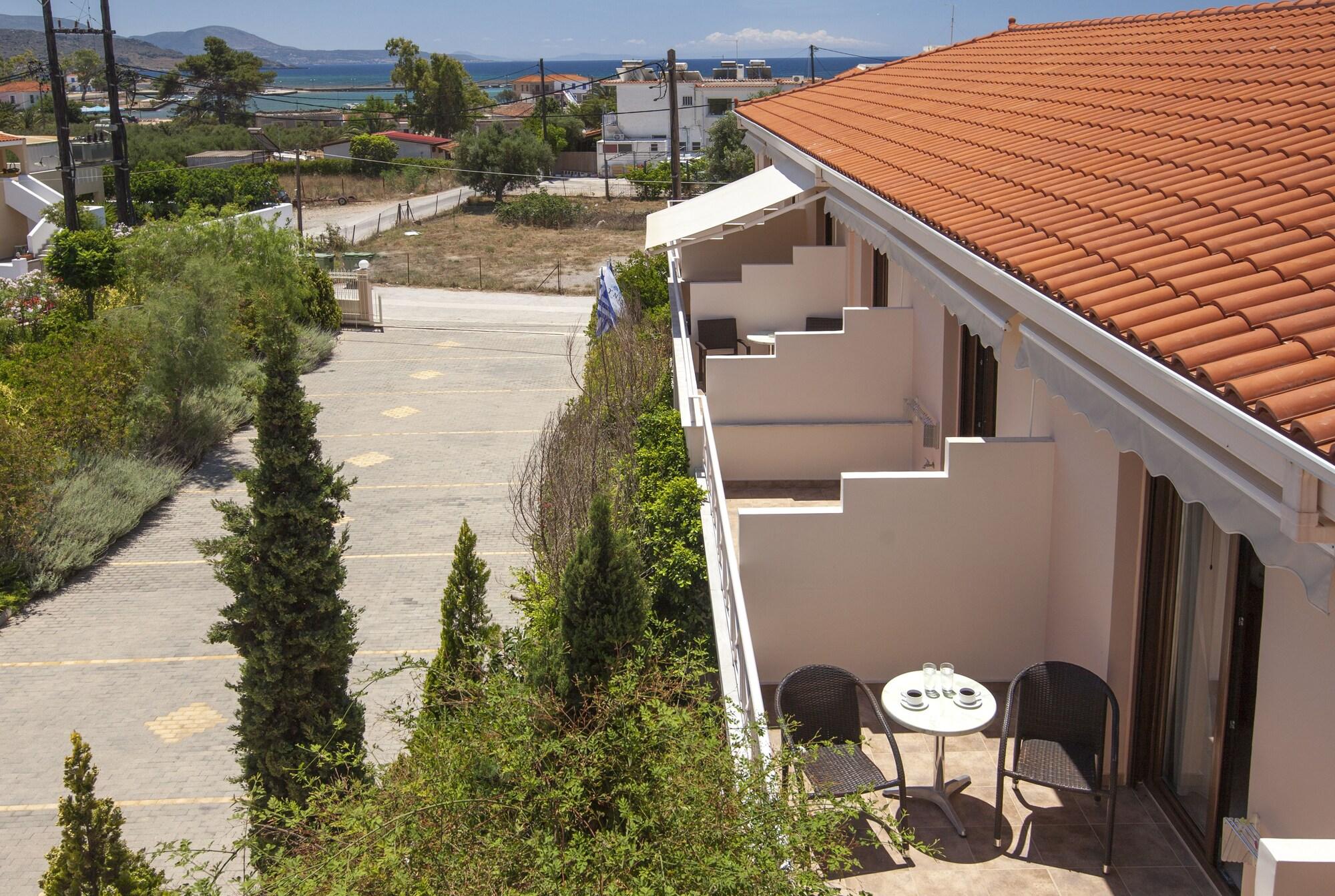 Kyniska Hotel Plítra Dış mekan fotoğraf