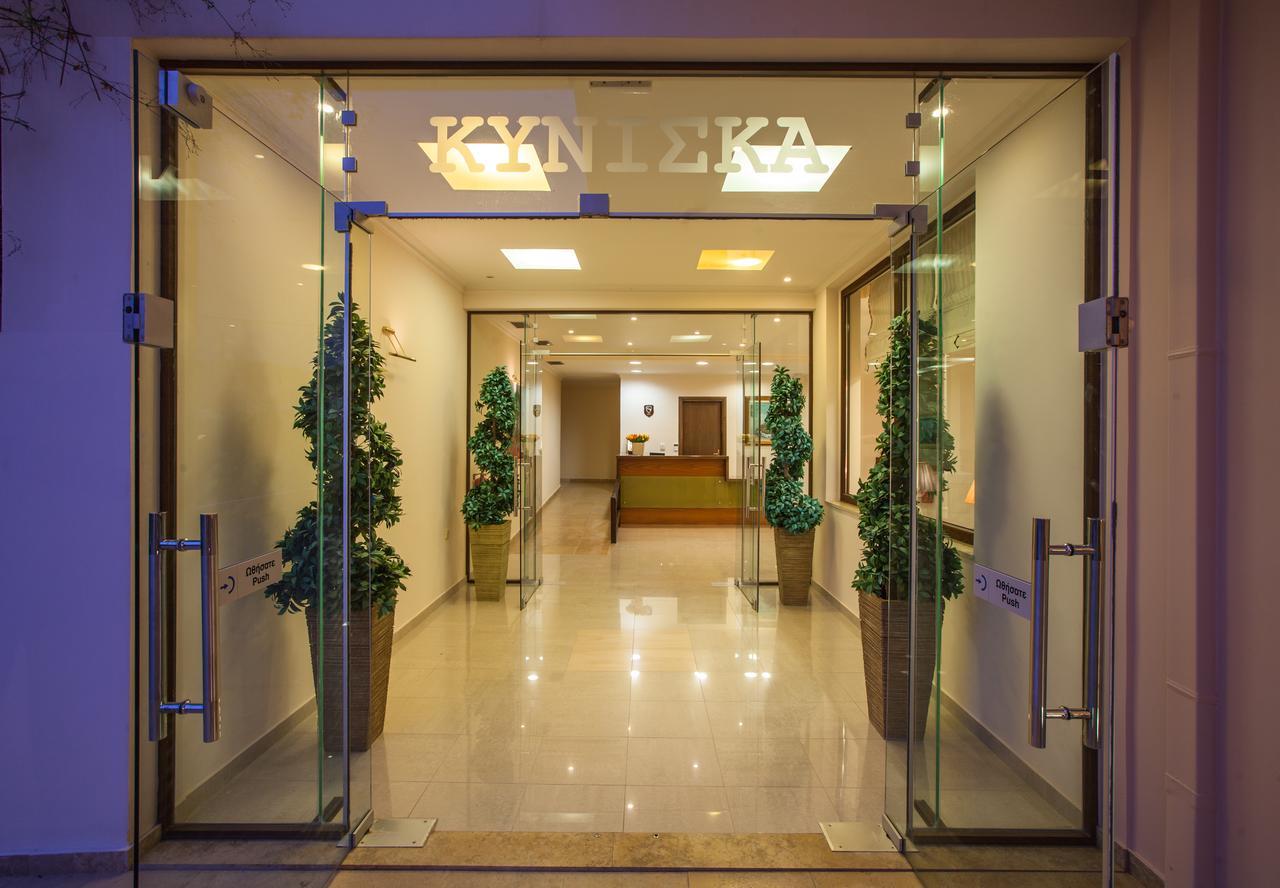 Kyniska Hotel Plítra Dış mekan fotoğraf