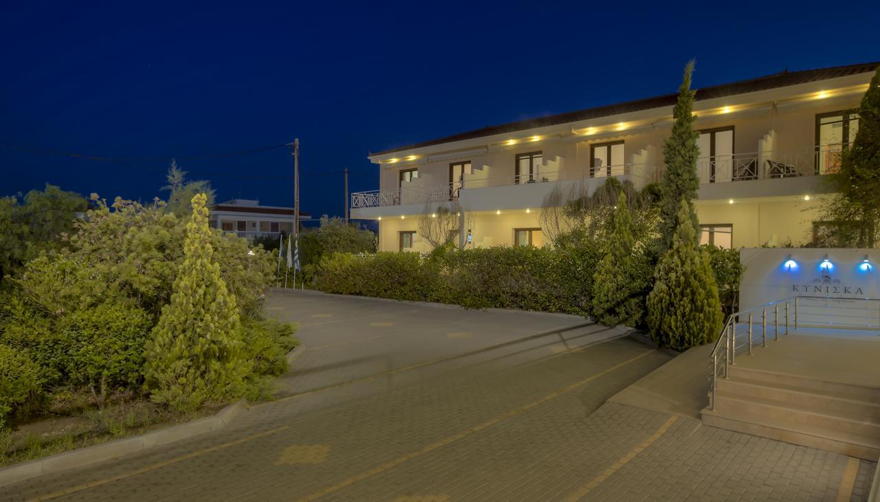 Kyniska Hotel Plítra Dış mekan fotoğraf